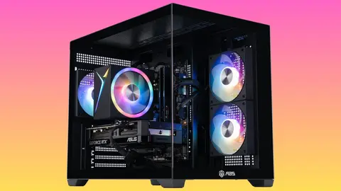 Gabinete gamer preto de vidro com ventoinhas RGB e placa de vídeo GeForce RTX, sobre fundo degradê rosa e amarelo