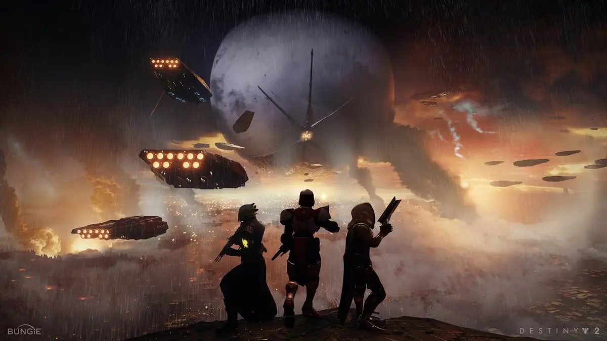 Três guardiões de Destiny 2 de costas, diante de naves e de uma lua gigante sob chuva e céu alaranjado