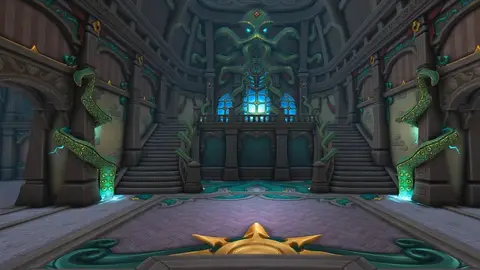 Salão monumental em estilo Kul Tiran no World of Warcraft, com colunas com tentáculos verdes e escadaria