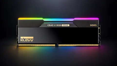 Pente de memória DDR5 KLEVV CRAS V RGB PRIME com iluminação RGB colorida sobre fundo escuro