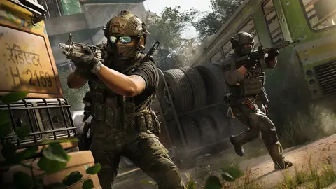Arte oficial de Call of Duty: Modern Warfare 4 com operadores em combate